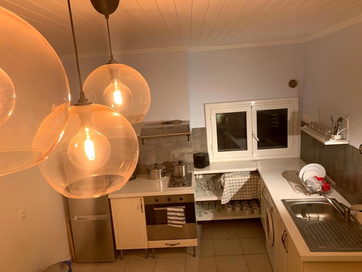 Villa Aspros - traditionell, ruhig und strandnah Liapades Exteriör bild
