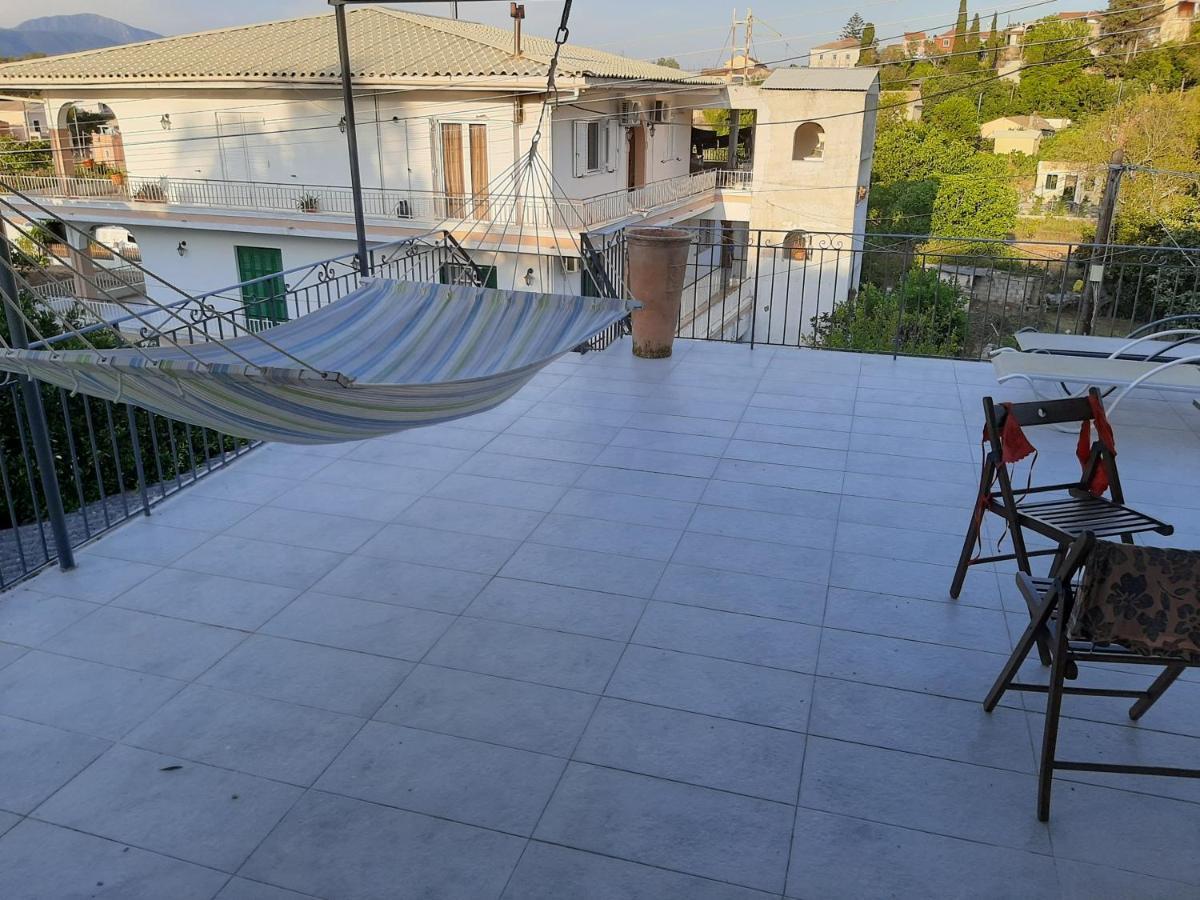 Villa Aspros - traditionell, ruhig und strandnah Liapades Exteriör bild